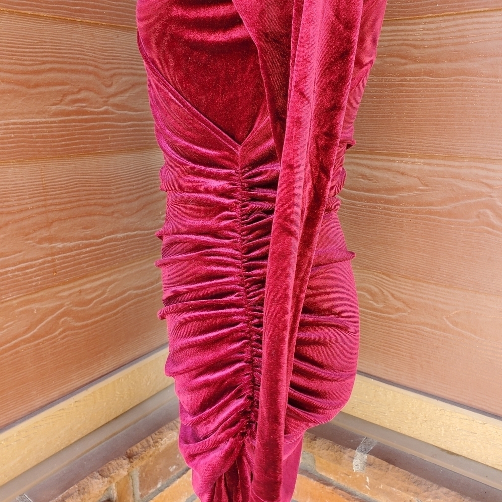 Guberry Burgundy Red Velvet Faux Wrap Ruched Long Sleeve Stretchy Plunge Dress - Picture 12 of 14